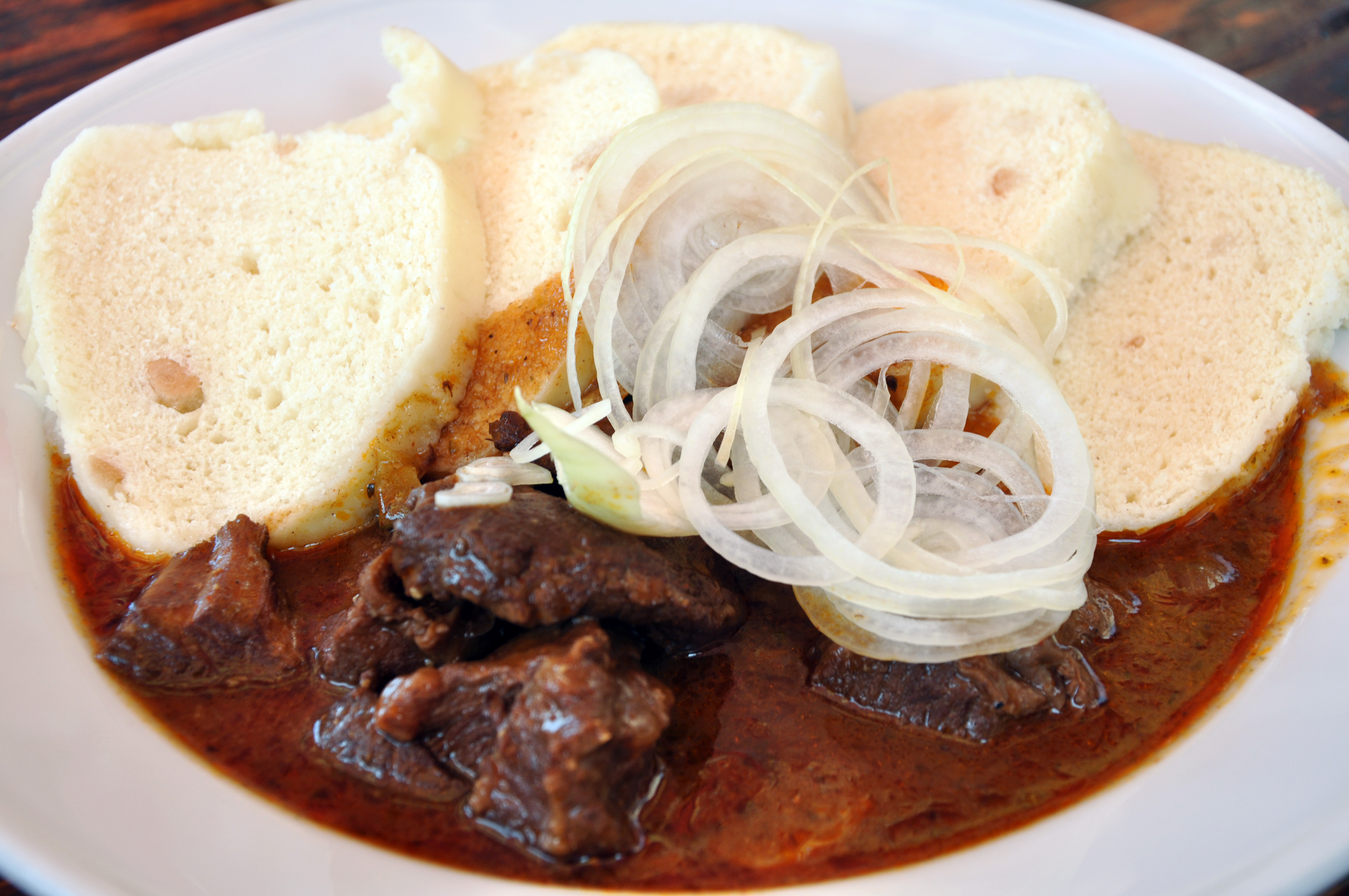 Bò Gulas - Knedlily